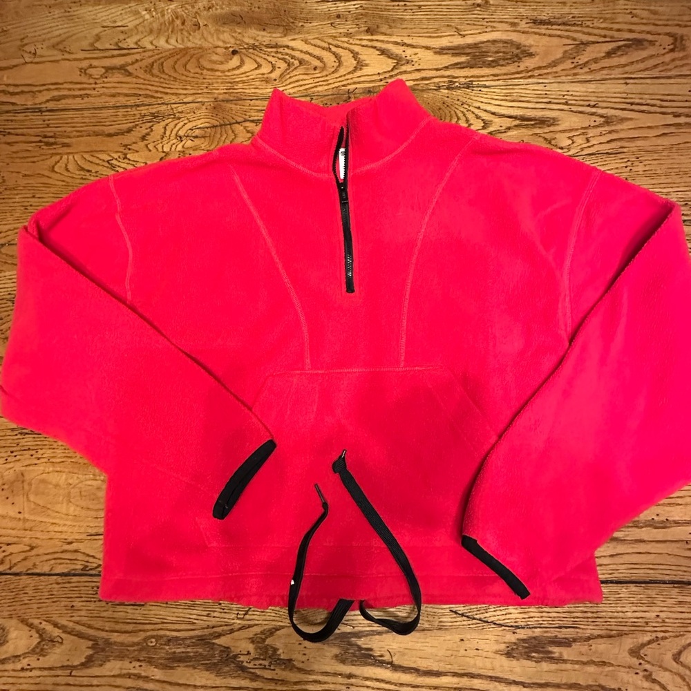 PINK by Victoria secret Red Cropped Fleece sz M
